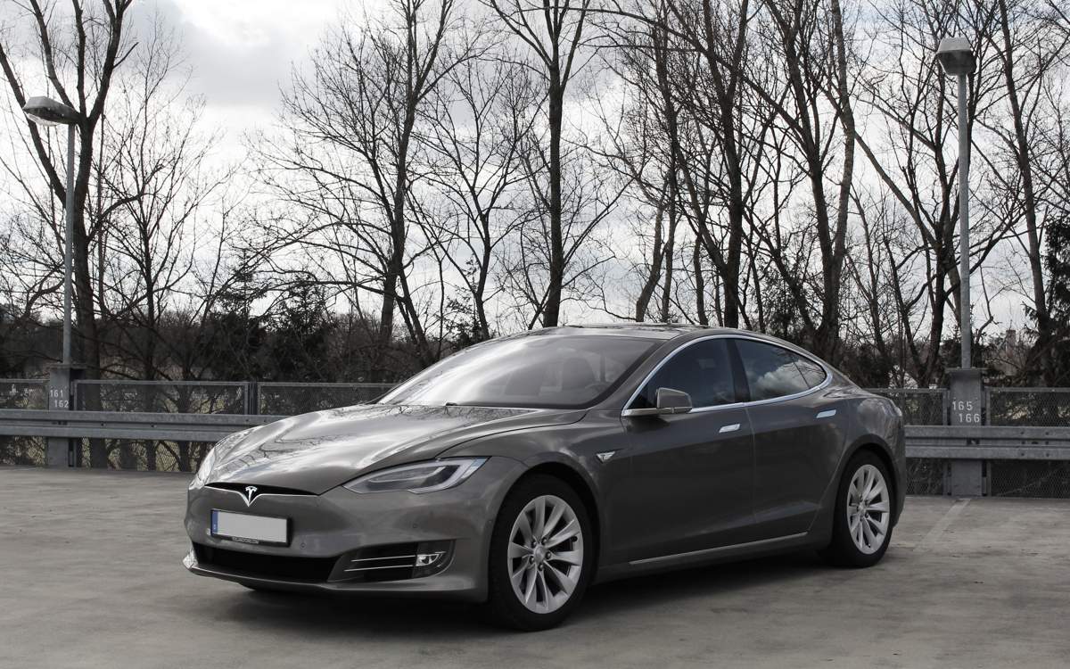 Компания-tesla-получила-разрешение-на-строительство-новой-гигафабрики-в-Шанхае
