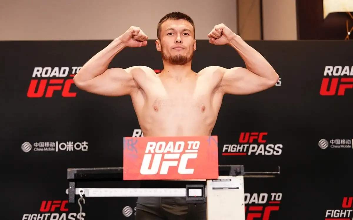 Этнический-казах-из-КНР-достиг-финала-турнира-road-to-ufc