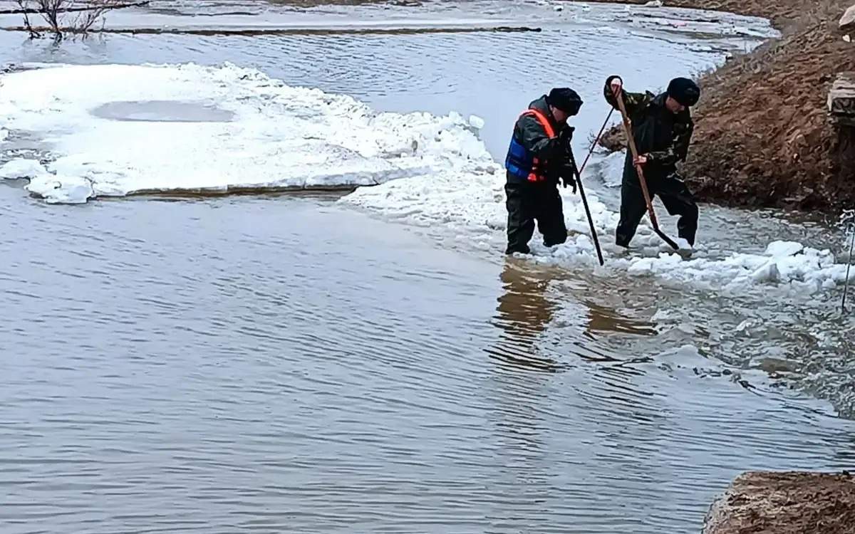 В-Западно-Казахстанской-области-ведется-дезинфекция-на-залившихся-территориях