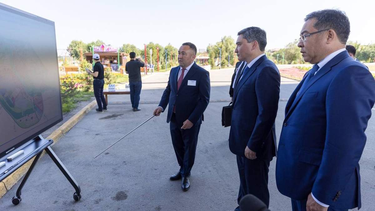 Ольжас-Бектенов-изучил-новый-проект-генплана-города-Семей