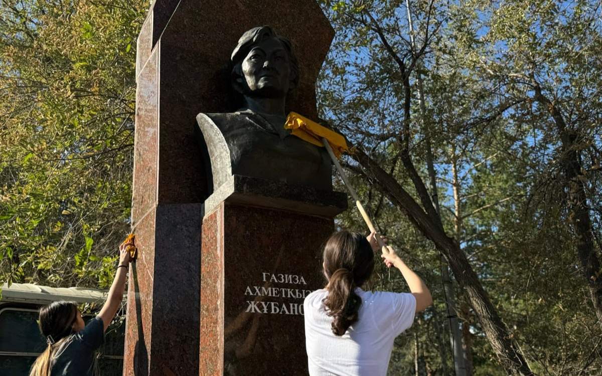 «Таза-Қазақстан»:-в-Актюбинской-области-прошла-акция-«Памятник-–-история-страны»