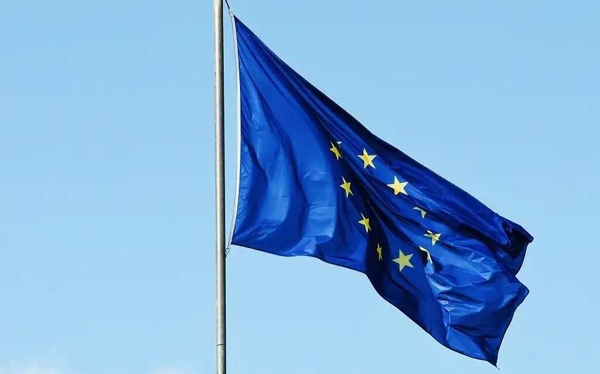 ЕЦБ поднял ставку по депозитам до 2,5%