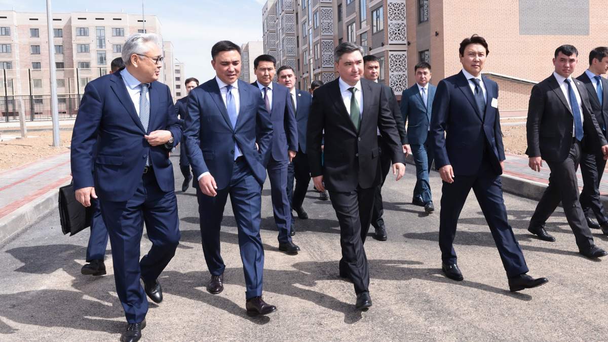 Олжас-Бектенов-ознакомился-с-развитием-Шымкента