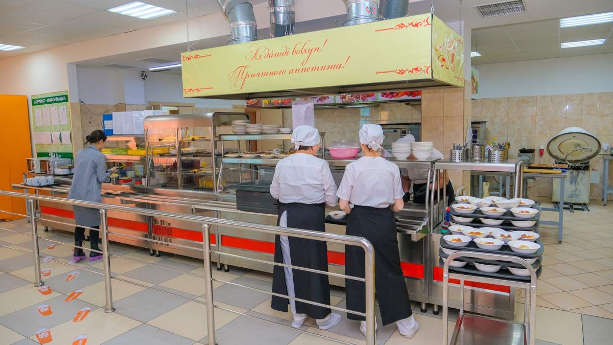 Школьные-столовые-проверяют-в-Актюбинской-области