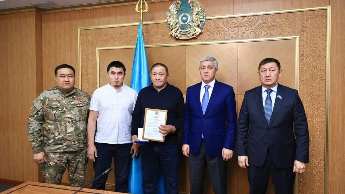 Погибшего-пожарного-из-Сарани-наградили-посмертно