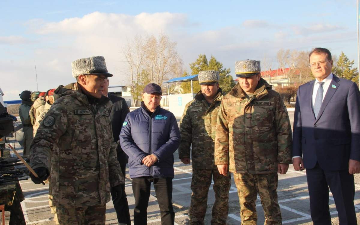 Реакторный-комплекс-в-Курчатове-показали-депутатам-Сената