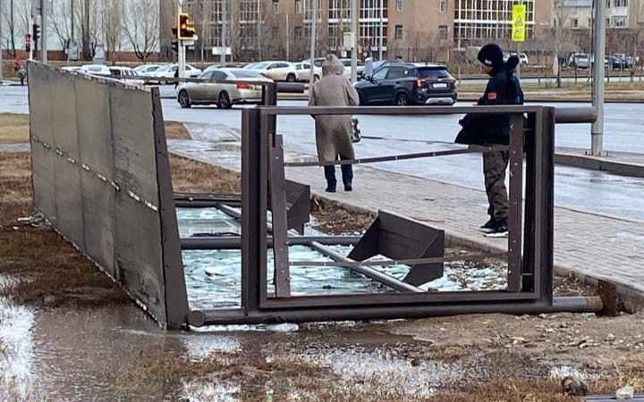Сильный-ветер-в-Астане:-какой-ущерб-нанесен-городу
