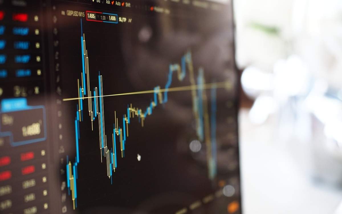 Валютные-резервы-КНР-в-октябре-снизились-на-1,7%