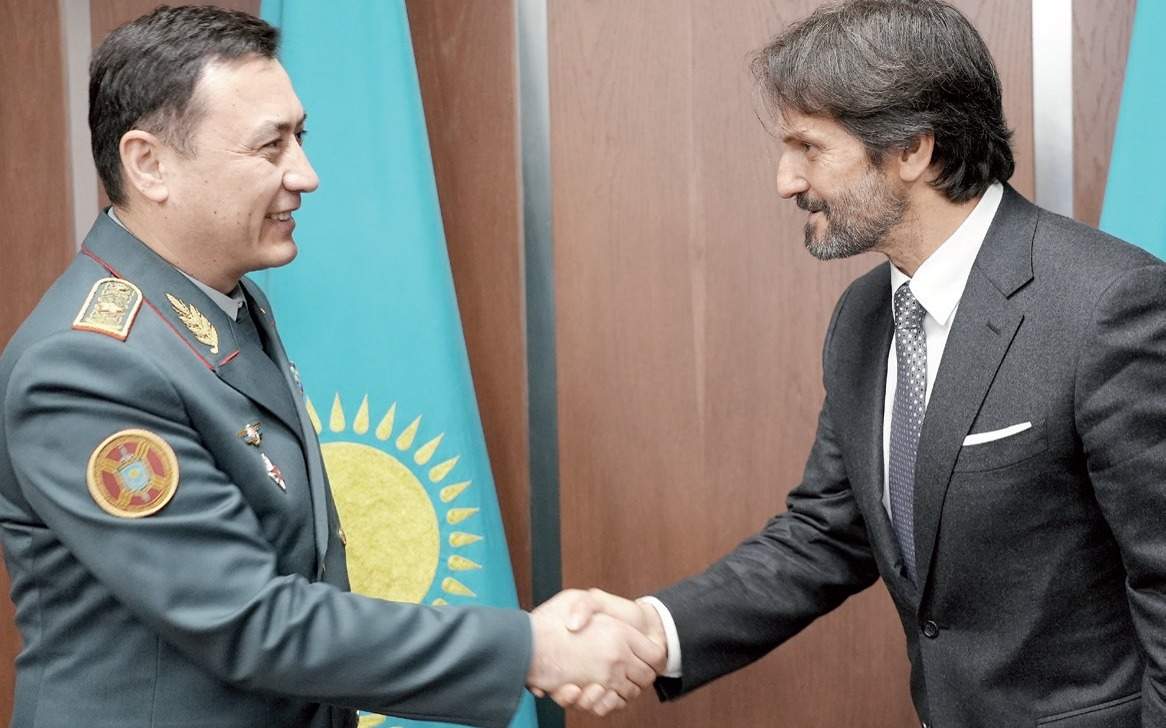 Казахстан-и-Словакия-углубляют-военное-сотрудничество