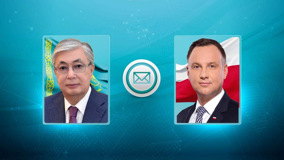 Глава-государства-поздравил-Анджея-Дуду-с-Днем-независимости-Польши