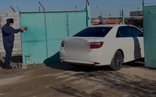 Кортеж-из-роддома-попал-на-штрафстоянку-в-Алматинской-области