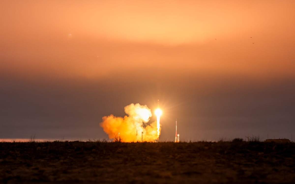 С-космодрома-Байконур-запущен-космический-грузовик-«Прогресс-МС-
29»