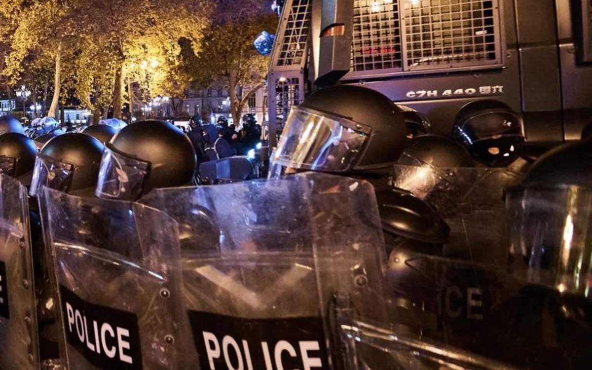107-человек-задержаны-за-ночь-на-протестной-акции-в-Тбилиси