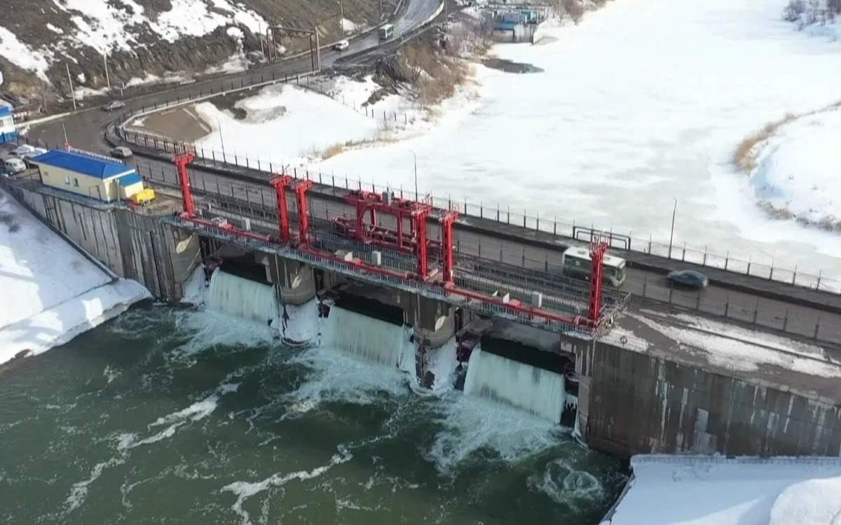 Уровень-воды-повысился-в-реке-Есиль-в-СКО