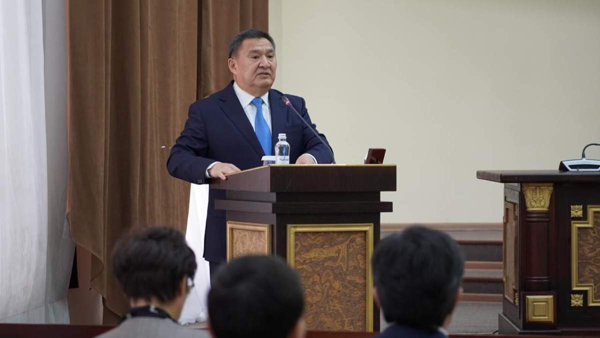 Аким-Акмолинской-области-предложил-оценивать-МИО-по-росту-доходов-населения-и-бюджета