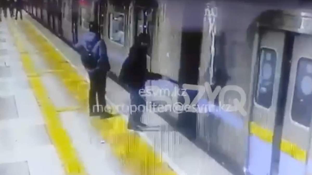 Мужчина-погиб-в-метро-Алматы:-появилось-видео-с-места-трагедии