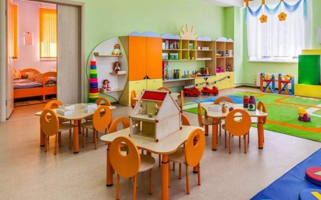 Казахстанские-родители-будут-сами-выбирать-детсад:-Сенат-одобрил-ваучерную-систему