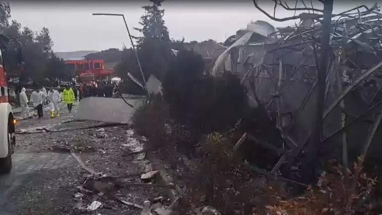 Взрыв-на-оружейном-заводе-в-Турции:-есть-погибшие-и-пострадавшие