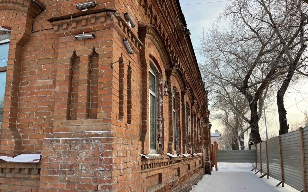 В-Павлодаре-реставрируют-историческое-здание-под-присмотром-ученых