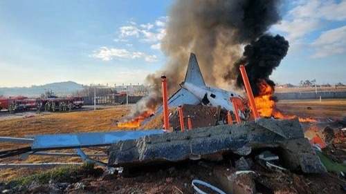 Число-погибших-в-авиакатастрофе-в-Южной-Корее-возросло-до-62-человек