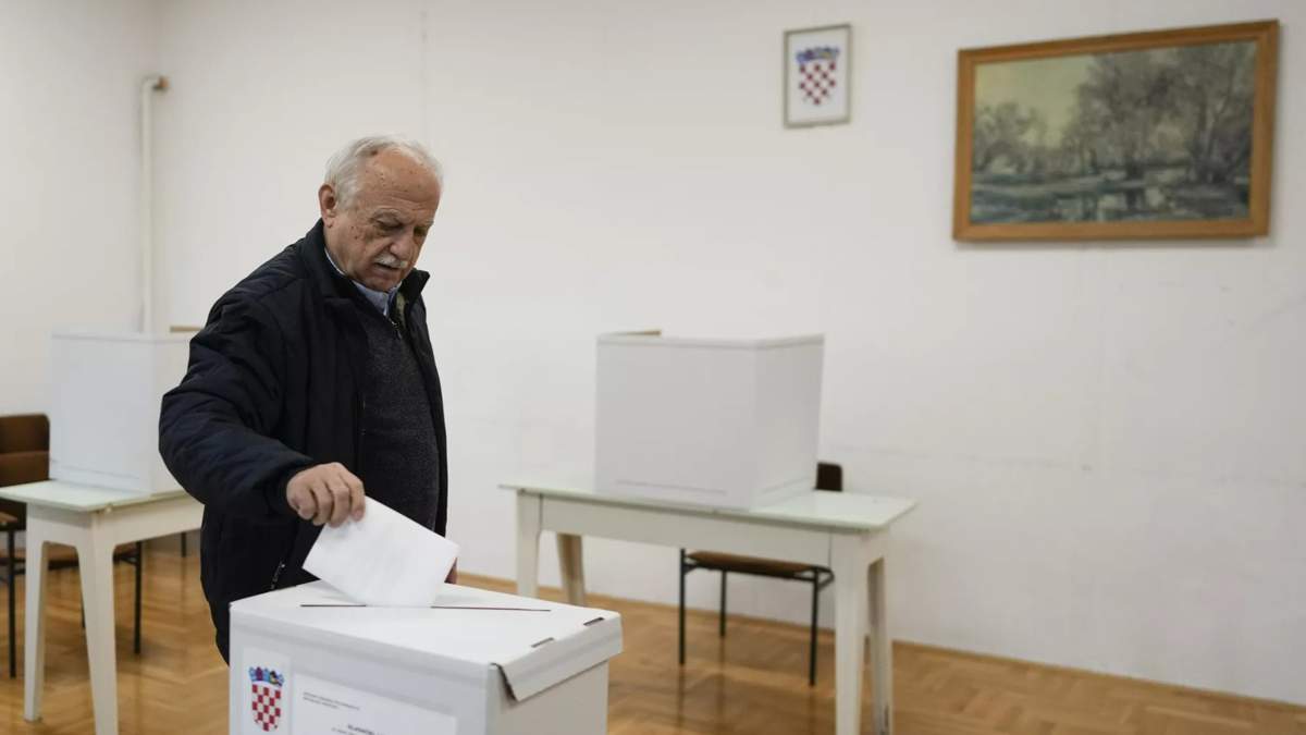 Президентские-выборы-проходят-в-Хорватии