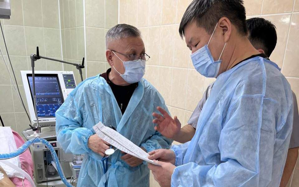 Пострадавший-при-авиакатастрофе-близ-Актау-кыргызстанец-вышел-из-комы