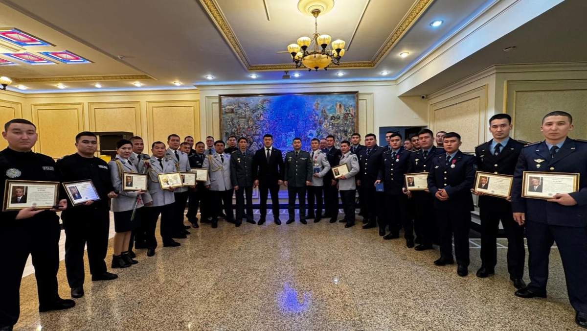 Госнаграды-вручили-мангистаусцам,-помогавшим-во-время-авиакатастрофы-в-Актау