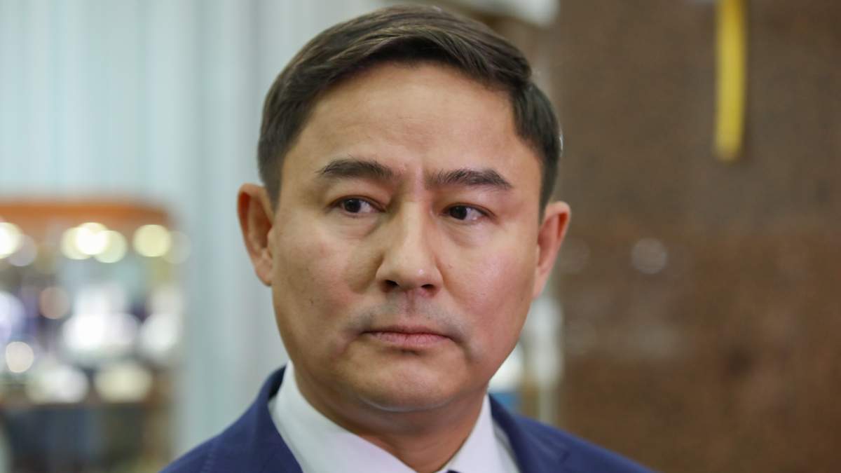 Глава-государства-освободил-от-должности-министра-юстиции-РК