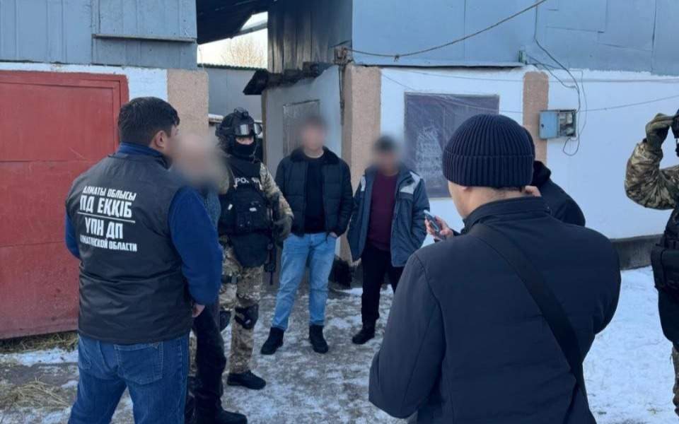 Крупную-партию-героина-изъяли-у-жителя-Алматинской-области
