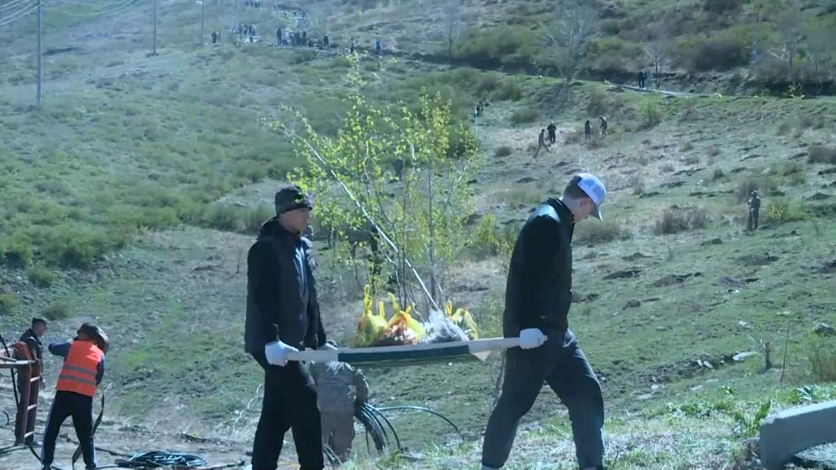 Свыше-шести-миллионов-казахстанцев-приняли-участие-в-акции-«Таза-Қазақстан»-в-2024-году
