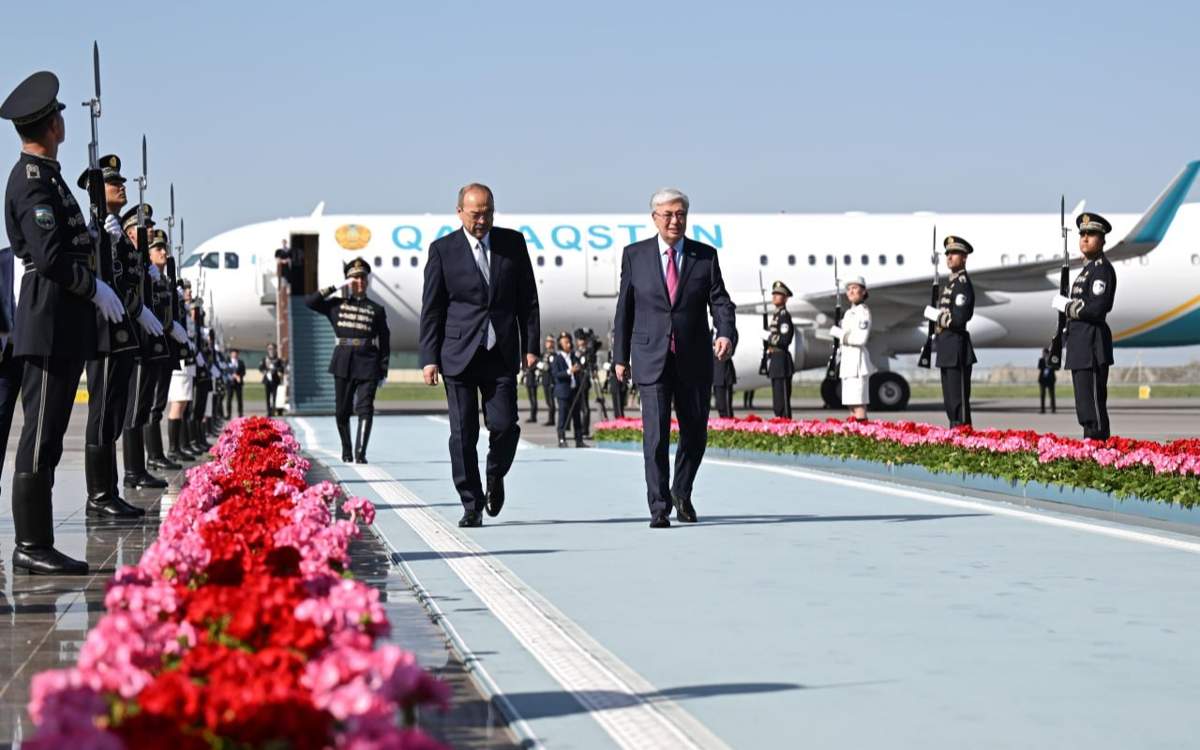 Касым-Жомарт-Токаев-прибыл-в-Самарканд