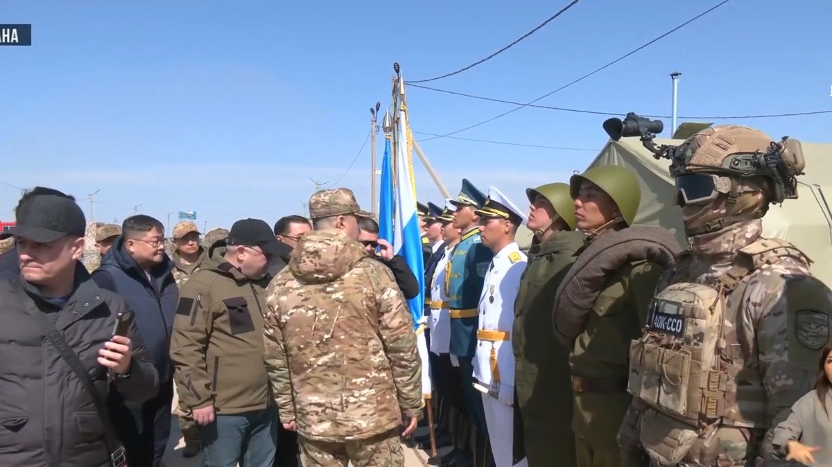 Как-военные-готовятся-к-параду-в-Астане,-посвященному-80-летию-Победы