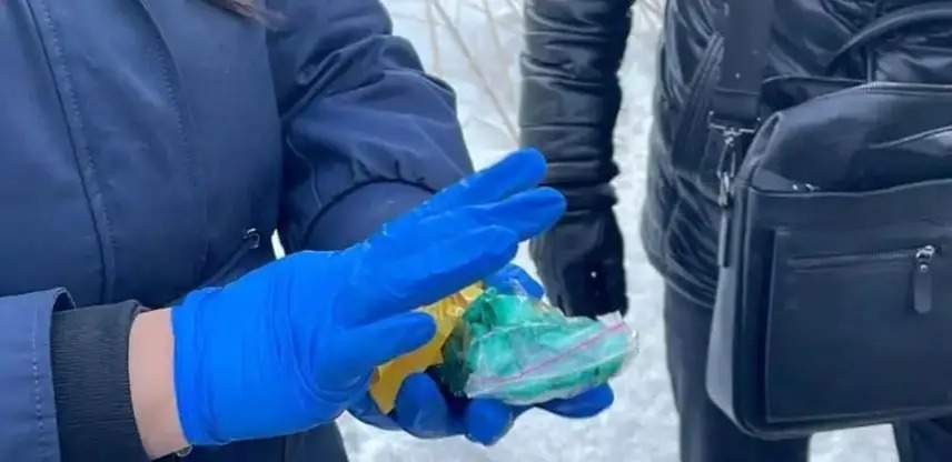Супружескую-пару-подозревают-в-сбыте-«синтетики»-в-Алматы