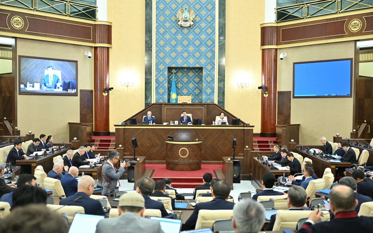 Заседание-Мажилиса-по-Налоговому-кодексу-в-прямом-эфире-покажет-jibek-joly