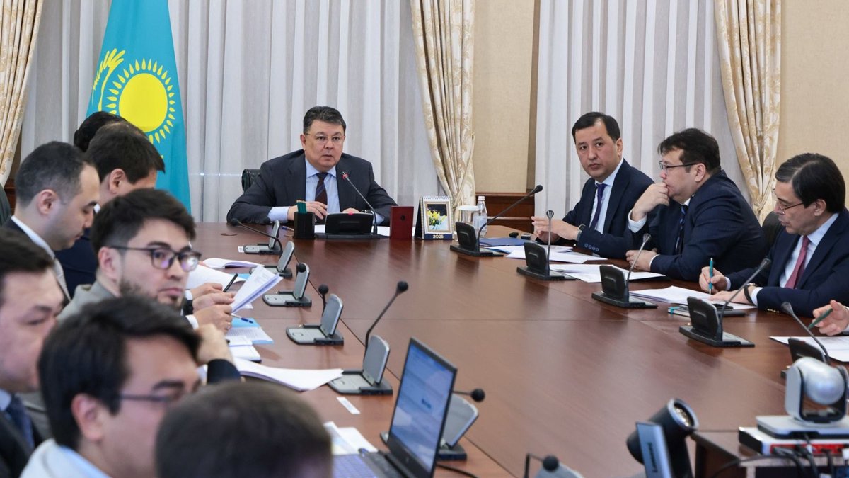 Канат-Бозумбаев-провел-заседание-Проектного-офиса-по-вопросам-регионального-развития