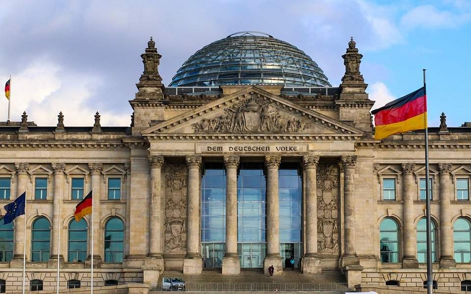 Парламент-Германии-снова-рассмотрит-кандидатуру-Мерца-на-пост-канцлера