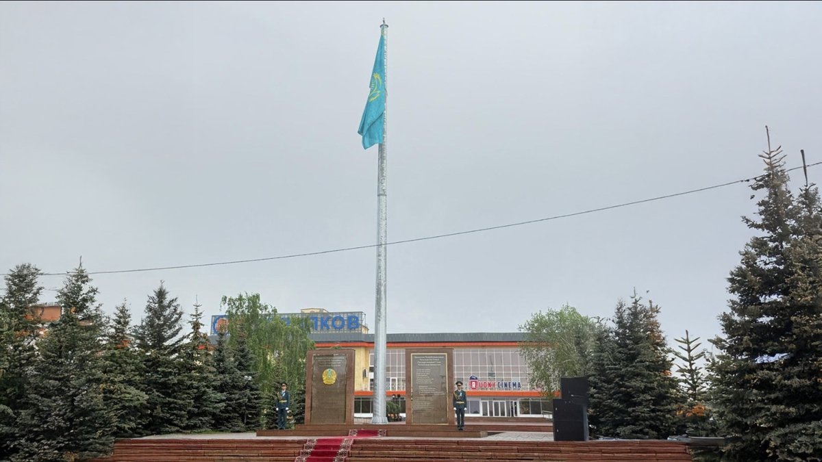 Как-прошло-открытие-монумента-государственных-символов-в-Рудном