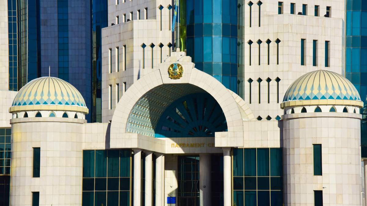 Сенат-одобрил-аренду-участка-в-Алматы-для-строительства-консульства-США
