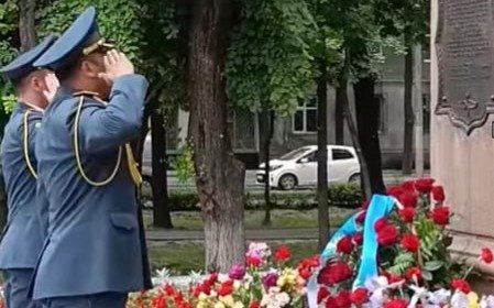 В-Кыргызстане-почтили-память-дважды-Героя-Советского-Союза-Талгата-Бегельдинова