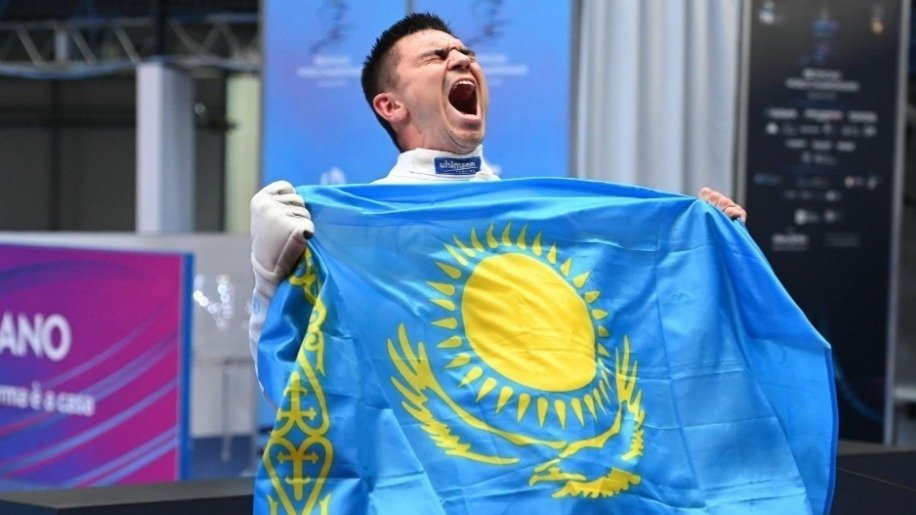 Казахстанский-спортсмен-завоевал-«серебро»-Гран-при-по-фехтованию-на-шпаге-в-Колумбии