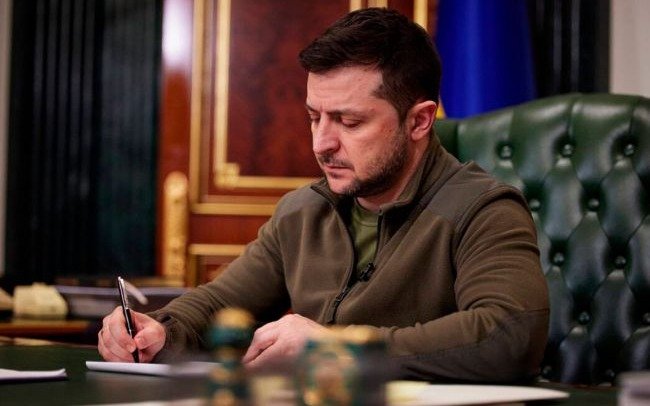 Зеленский-утвердил-ратификацию-соглашения-с-США-о-полезных-ископаемых