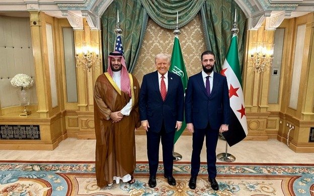 Трамп-провел-встречу-с-президентом-Сирии-в-Эр-Рияде