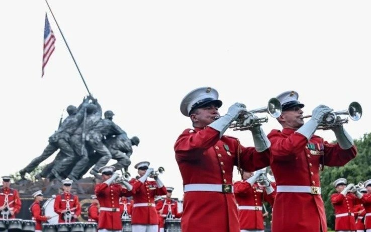 Масштабный-военный-парад-пройдет-в-США-в-день-рождения-Трампа