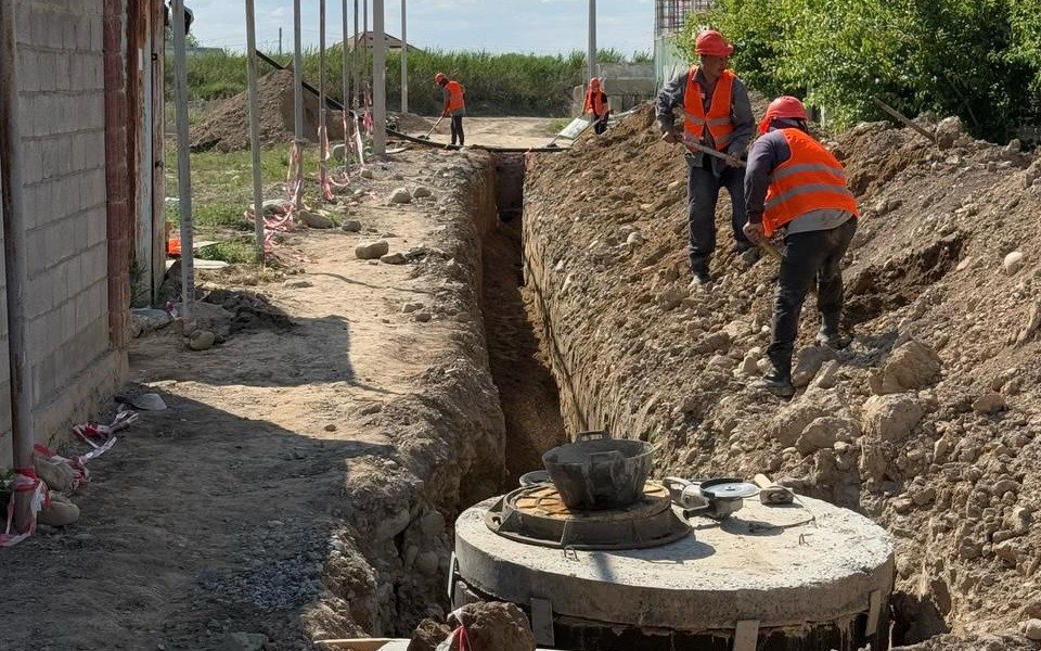 Просело-дорожное-полотно:-в-Алматы-выявили-нарушения-при-прокладке-водопровода