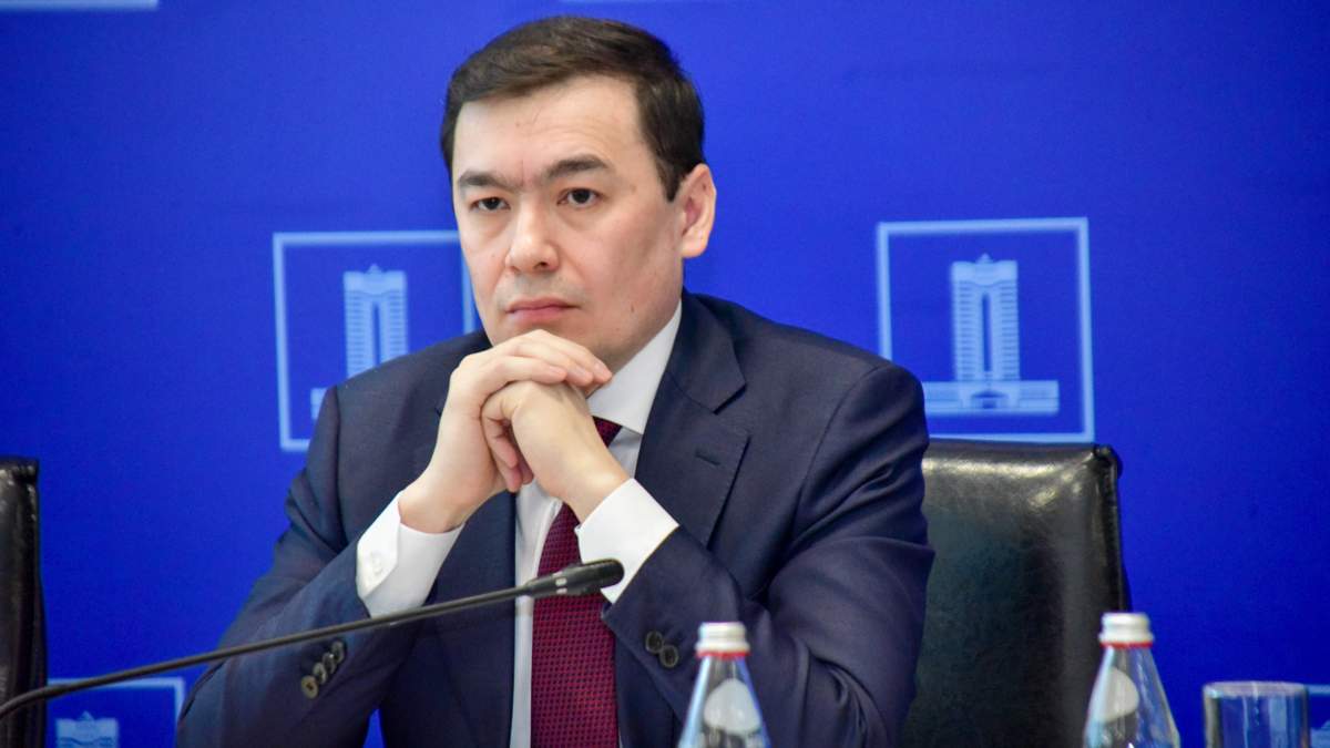В-Миннацэкономики-назвали-размер-госдолга-Казахстана