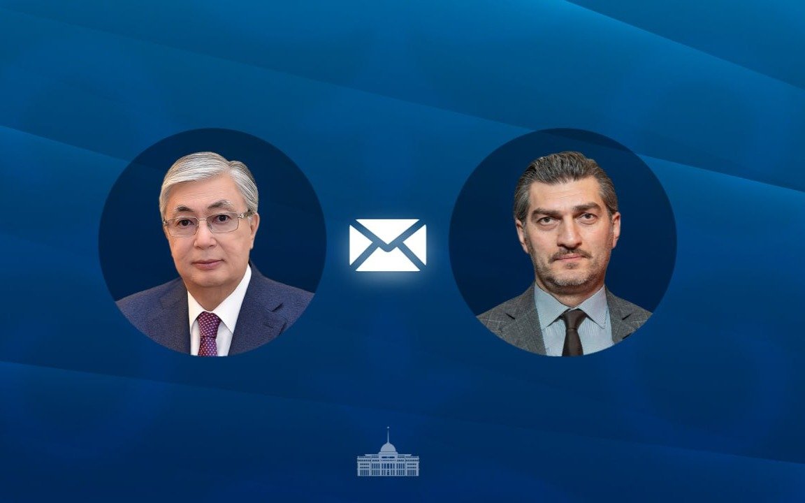Глава-государства-поздравил-Президента-Грузии-с-Днем-независимости