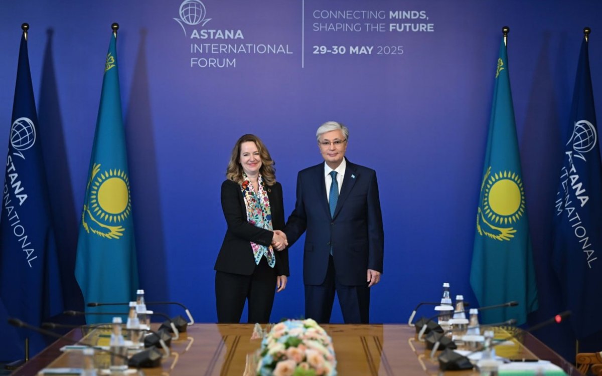 Президент-Казахстана-принял-Гендиректора-Международной-организации-по-миграции