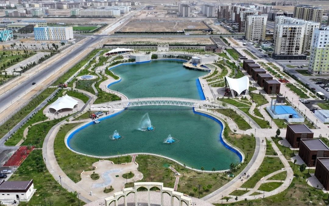 Зону-отдыха-с-искусственным-озером-открыли-в-Туркестане