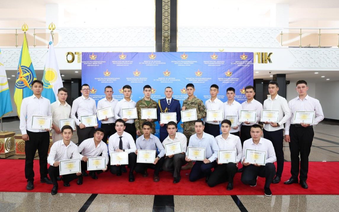 Более-2000-солдат-получили-госгранты-в-вузы-Казахстана