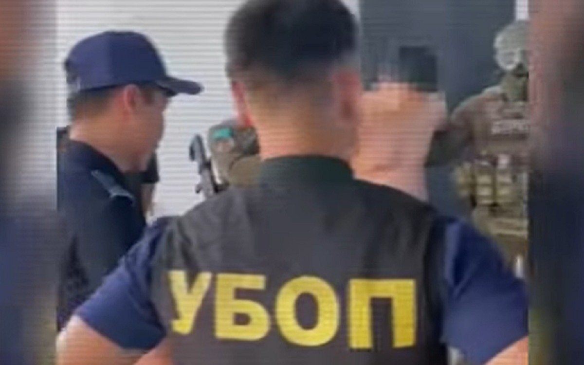 Силовой-бизнес:-преступную-группировку-обезвредили-в-шести-регионах-Казахстана
